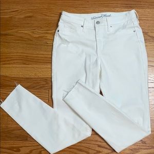 Target’s Universal Thread skinnies